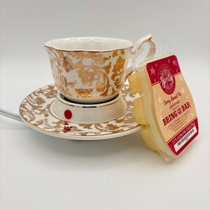Scentsy English Breakfast Teacup Wax Warmer with Wax Bar